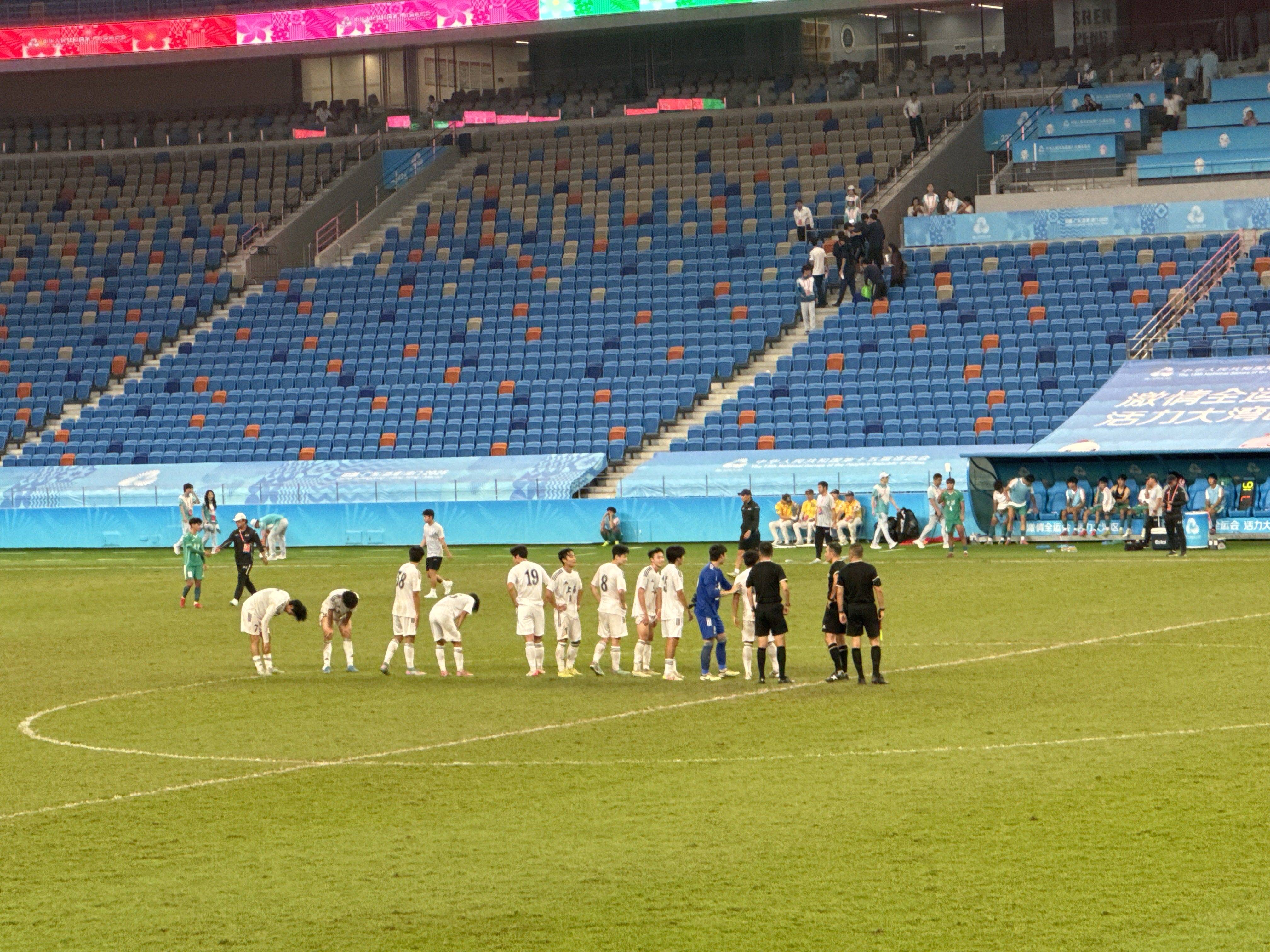  巴特勒在热火比赛中出色防守,绝杀引发热议的球员 